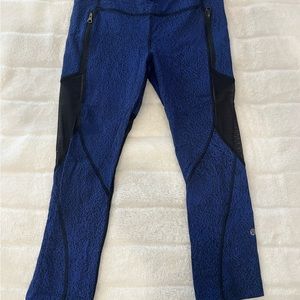 Luluemon Capri Active Leggings - Size 8